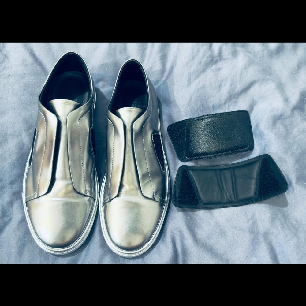 NWOT Creative Recreation Silver Turino Sneakers w Removable Black Accent Straps